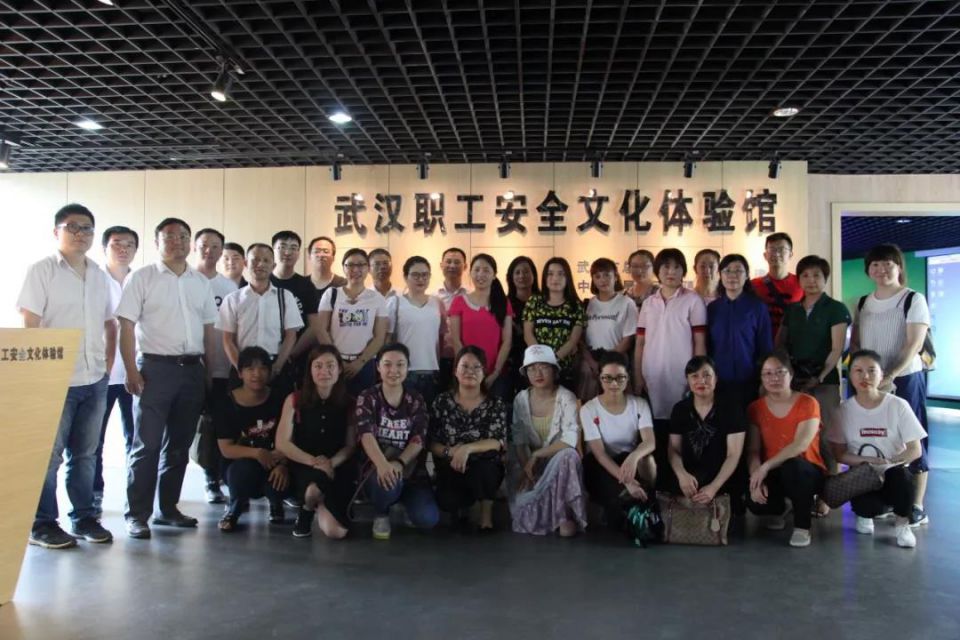 卡卡湾厅·(KKW88)集团公司-官方网站