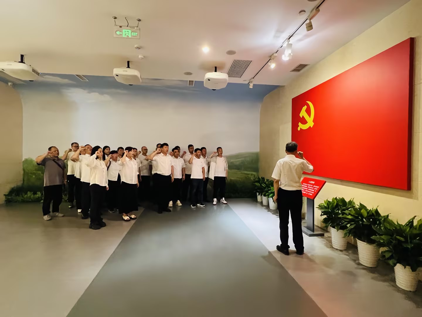 76b79c1e22004f083a096853e63c0ac4 卡卡湾厅·(KKW88)集团公司-官方网站
